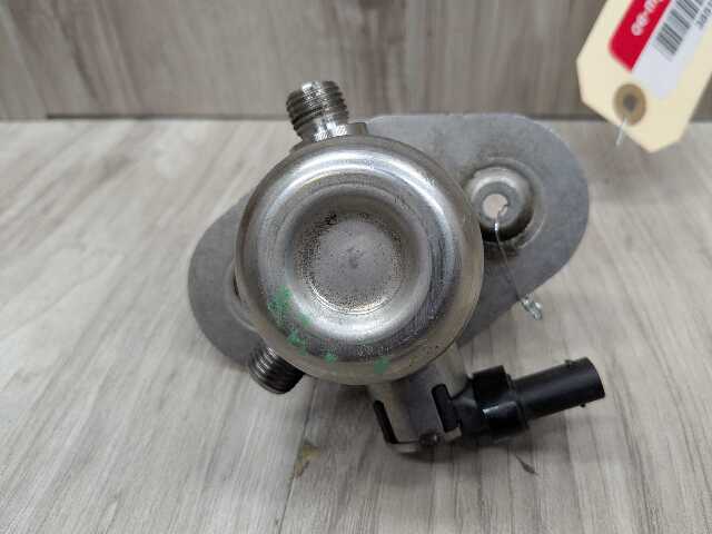 16-20 OEM BMW G11 G12 750 G30 M550 Engine N63R HPFP High Pressure Fuel Pump 1-4