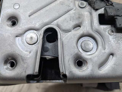16-22 OEM BMW G11 G12 FRONT RIGHT PASSENGER  Door Lock Latch Actuator SOFT CLOSE