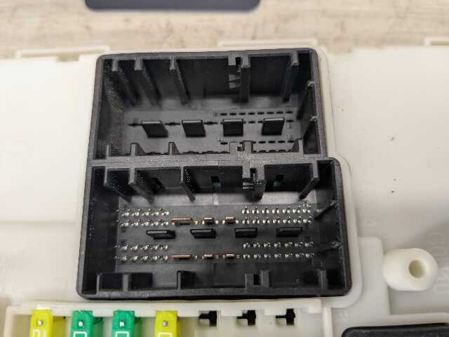 OEM BMW F30 F32 F33 F36 F80 F82 F83 Body Control Junction Box Module FEM + Key