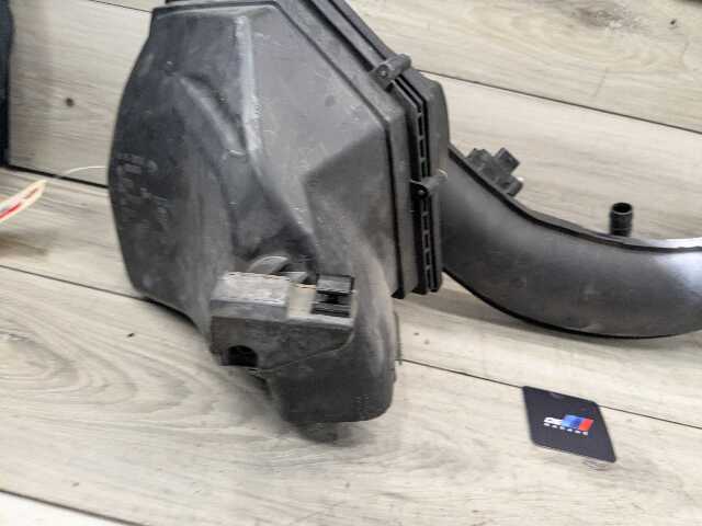15-20 OEM BMW F80 F82 F83 F87 M2 M3 M4 Left Driver Air Intake Filter Airbox S55