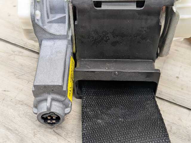 12-20 OEM BMW F30 F36 F80 M3 Front Right Passenger Side Seatbelt Retractor Black