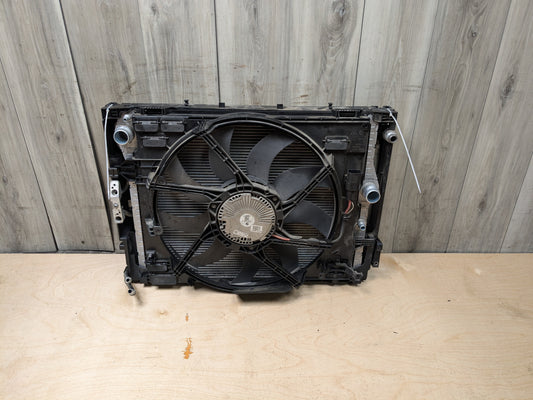 OEM BMW F80 F82 F83 M3 M4 S55 Coolant Radiator AC Condenser Fan Shroud S55 850W