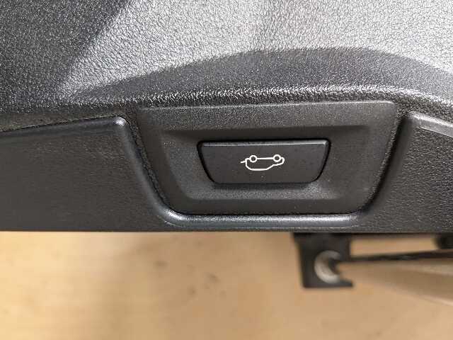 NOTE* OEM BMW F95 G05 G07 X5 X7 Rear Lower Trunk Tailgate Door Panel Deck Lid