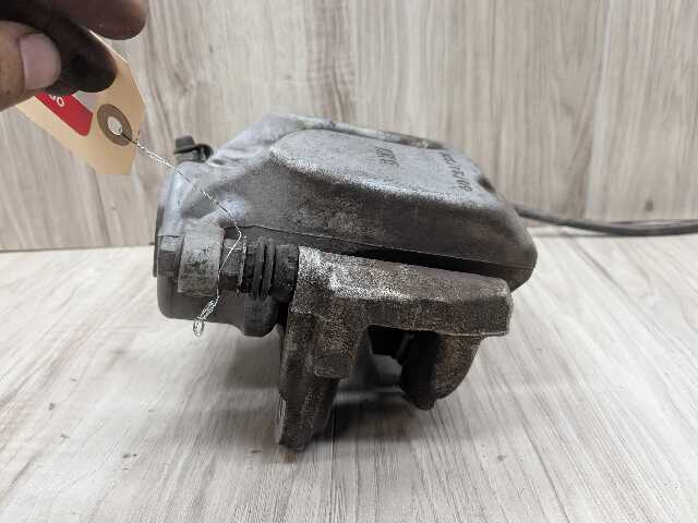 OEM BMW G01 G20 G22 G23 G26 G29 X3 330 430 FRONT Right Passenger Brake Caliper