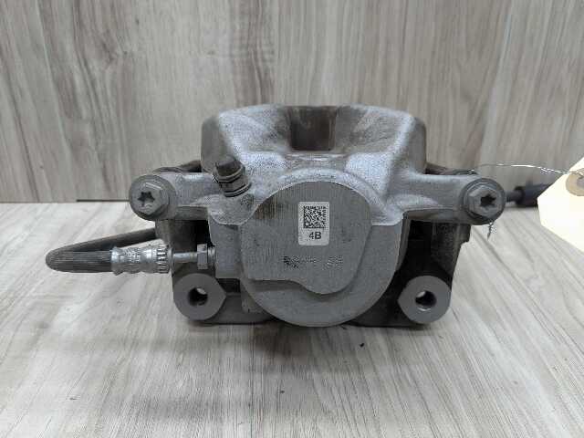 OEM BMW G01 G20 G22 G23 G26 G29 X3 330 430 FRONT Right Passenger Brake Caliper