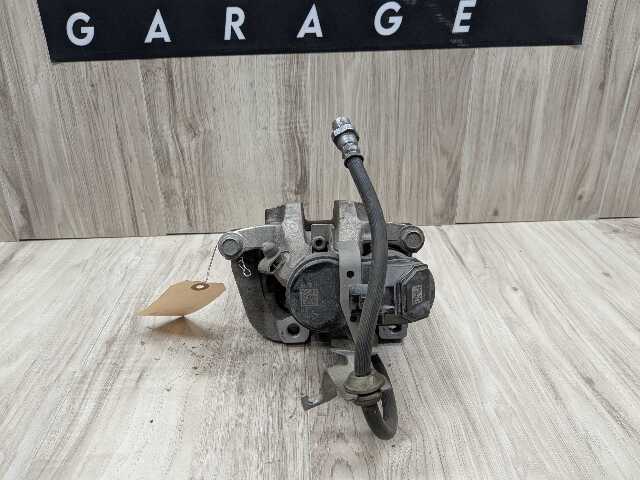 OEM BMW G20 G22 G23 G26 G42 330 M340 430 M440 FRONT Left Driver Brake Caliper