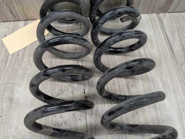 19-24 OEM BMW G29 Z4 30i RWD Rear Left Right Suspension Coil Springs PAIR