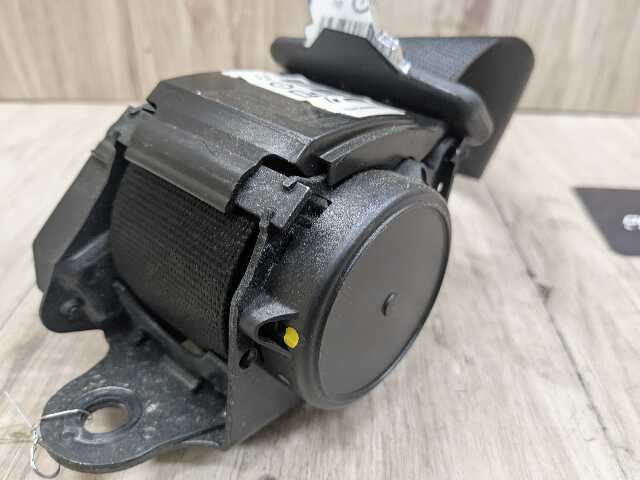 OEM BMW F22 F32 F36 F82 F87 M4 REAR Left Right Upper Seat Belt Retractor Black