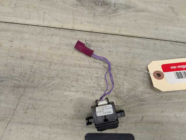 15-20 OEM BMW F80 F82 F83 M3 M4 Center Console Drive Logic Switch Button