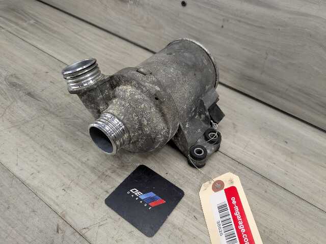 OEM BMW E90 F10 F15 F22 F30 F32 F33 F36 Engine N55 Auxiliary Water Pump Cooling