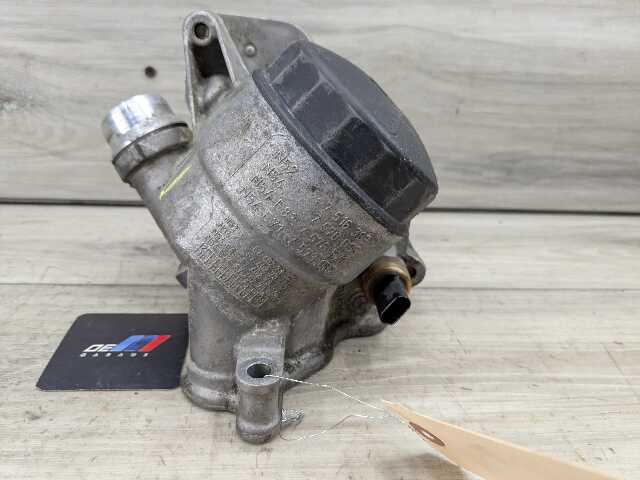 10-17 OEM BMW F01 F07 F10 F12 F15 F25 X3 X4 N55 Engine Oil Filter Housing COOLER