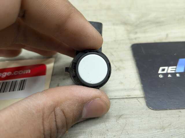 OEM BMW F15 F16 F48 F90 F97 G01 G12 G30 Bumper Parking Distance Sensor PDC White