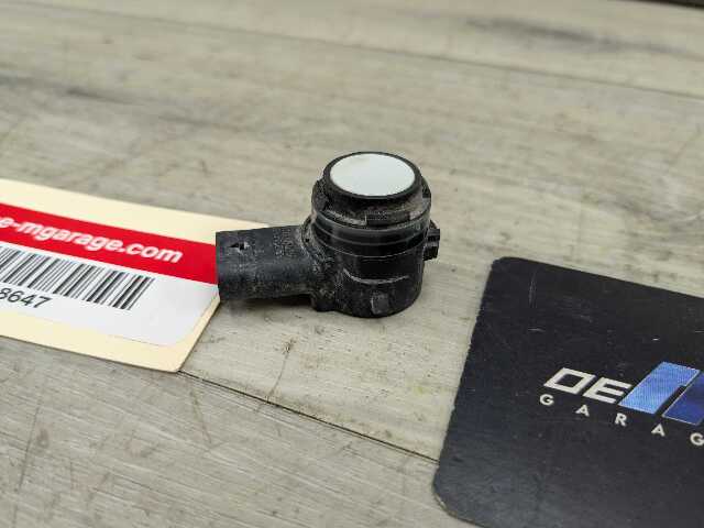 OEM BMW F15 F16 F48 F90 F97 G01 G12 G30 Bumper Parking Distance Sensor PDC White