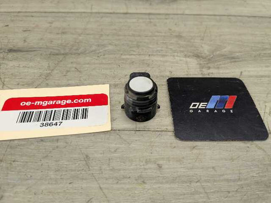 OEM BMW F15 F16 F48 F90 F97 G01 G12 G30 Bumper Parking Distance Sensor PDC White