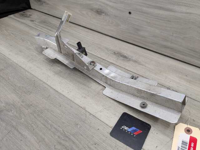 14-19 OEM BMW F15 F16 F85 F86 X5 X6 Left Driver Headlight Mount Support Bracket