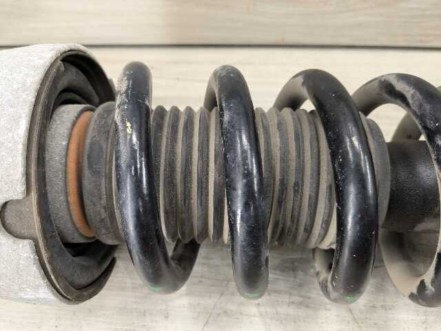 OEM BMW F15 F16 X5 35iX 35dX FRONT Right Passenger Strut Shock Absorber Spring