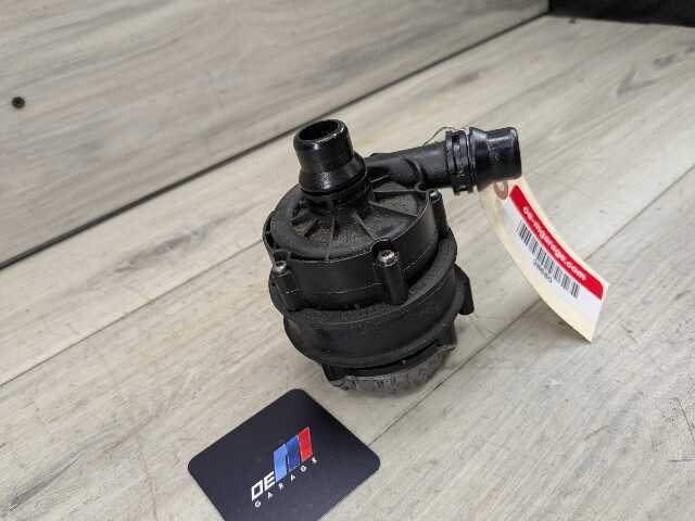 OEM BMW F22 F30 F32 F36 F80 M3 M4 Engine B46 S55 Auxiliary Electric Water Pump