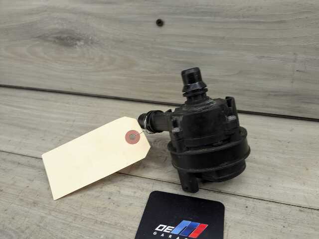 OEM BMW F23 F30 F32 F36 F80 F82 M3 Engine B46 S55 Auxiliary Coolant water Pump