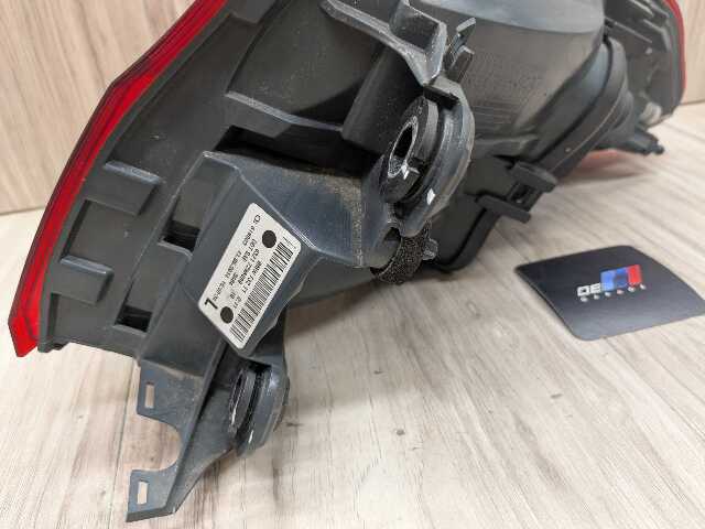 14-17 OEM BMW F32 F33 F36 F82 F83 M4 PRE-LCI Rear Left Driver Outer Tail Light