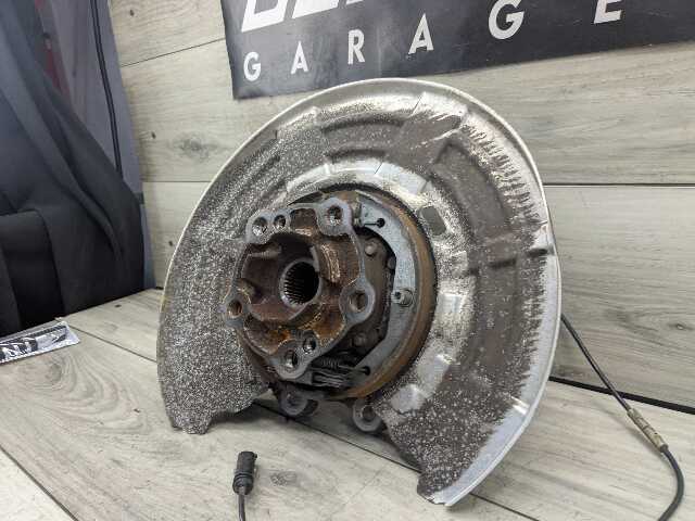 OEM BMW F80 F82 F83 F87 M3 M4 Front Right Passenger Hub Spindle Knuckle Bearing