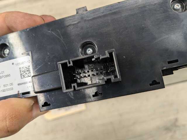 OEM BMW F95 G05 G06 G07 G16 F93 X5 REAR AC Heater Climate Control Switch Module