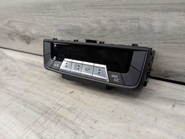 OEM BMW F95 G05 G06 G07 G16 F93 X5 REAR AC Heater Climate Control Switch Module