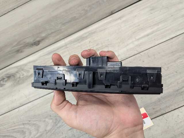 OEM BMW F95 G05 G06 G07 G16 F93 X5 REAR AC Heater Climate Control Switch Module