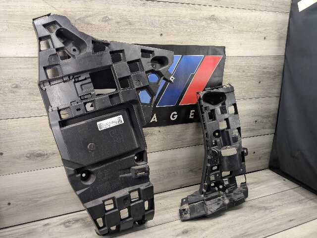 RH brackets pair