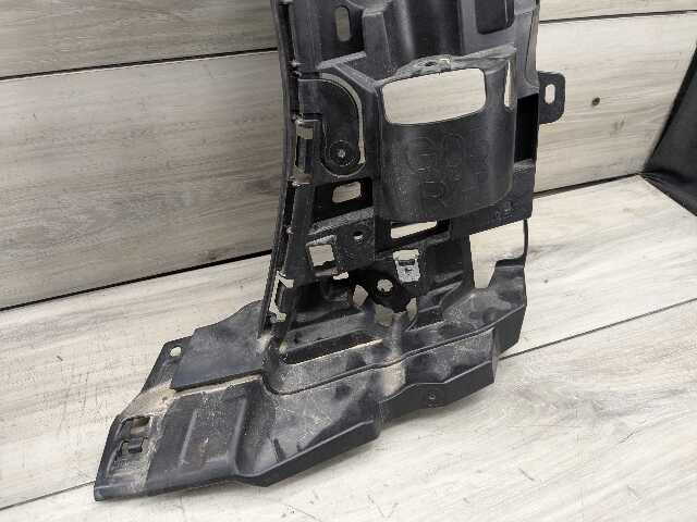 RH brackets pair
