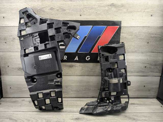RH brackets pair