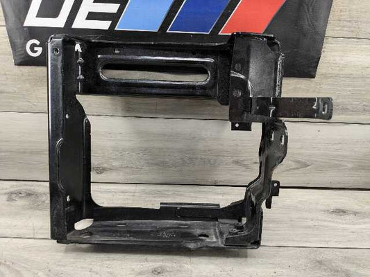 OEM BMW F95 G05 G06 G07 X5 X7 Front Left Driver Reinforcement Radiator Bracket