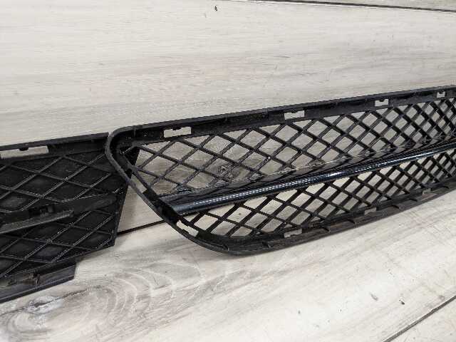 09-11 OEM BMW E90 328 LCI Front Bumper Lower Left Right Center Grilles (3)