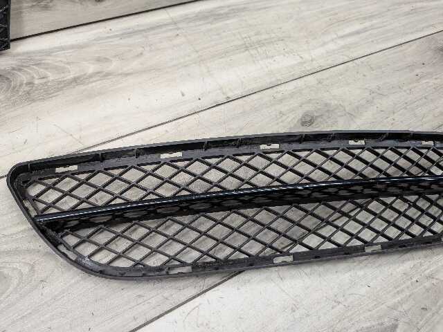 09-11 OEM BMW E90 328 LCI Front Bumper Lower Left Right Center Grilles (3)