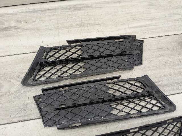 09-11 OEM BMW E90 328 LCI Front Bumper Lower Left Right Center Grilles (3)