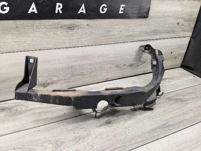 09-11 BMW E90 328 335 LCI Front Left Driver Side Headlight Arm Bracket Mount