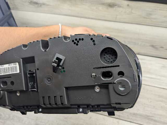 06-13 OEM BMW E90 E92 E93 Speedometer Instrument Gauge Cluster VDO