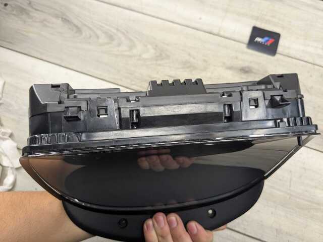 06-13 OEM BMW E90 E92 E93 Speedometer Instrument Gauge Cluster VDO