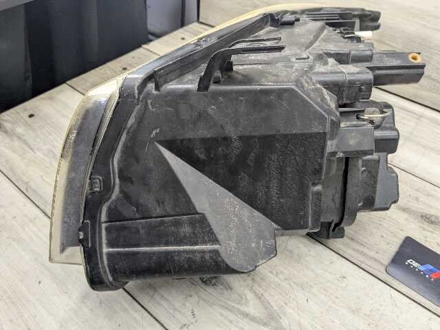 09-11 OEM BMW E90 E91 328 335 Right Passenger Halogen Headlight + Modules VALEO