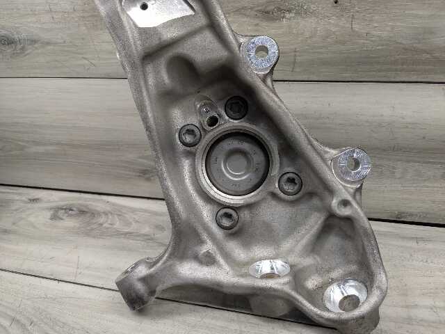 OEM BMW F95 G05 G06 G07 G09 X5 Front Right Passenger Hub Spindle Knuckle Bearing