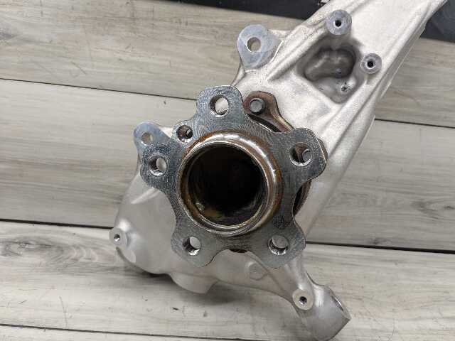OEM BMW F95 G05 G06 G07 G09 X5 Front Right Passenger Hub Spindle Knuckle Bearing