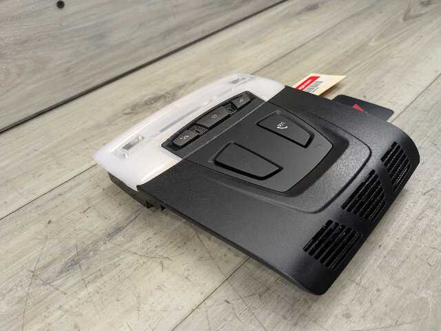 OEM BMW F22 F30 F32 F36 F80 F82 M4 Headliner Roof Console Dome Light SOS Switch