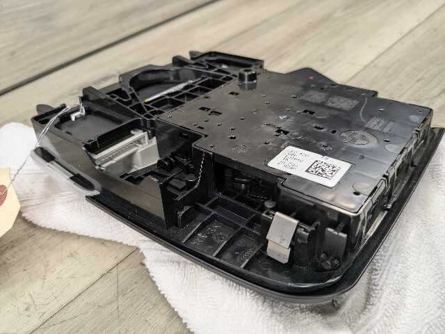 OEM BMW F22 F30 F32 F36 F80 F82 M4 Headliner Roof Console Dome Light SOS Switch