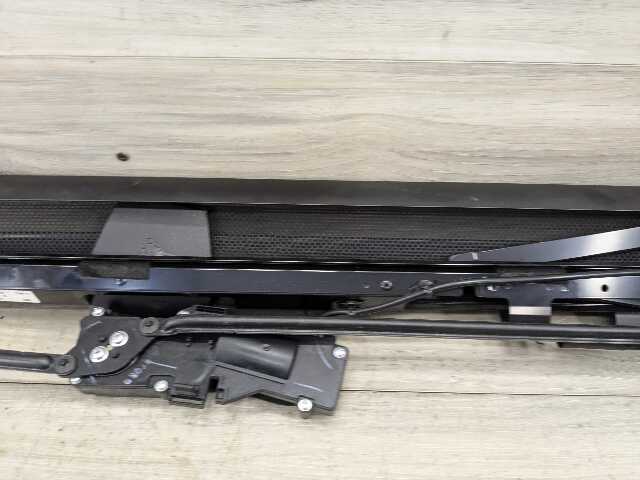 12-20 OEM BMW F30 F80 328 330 335 340 M3 REAR Window Sunshade Roller Blind