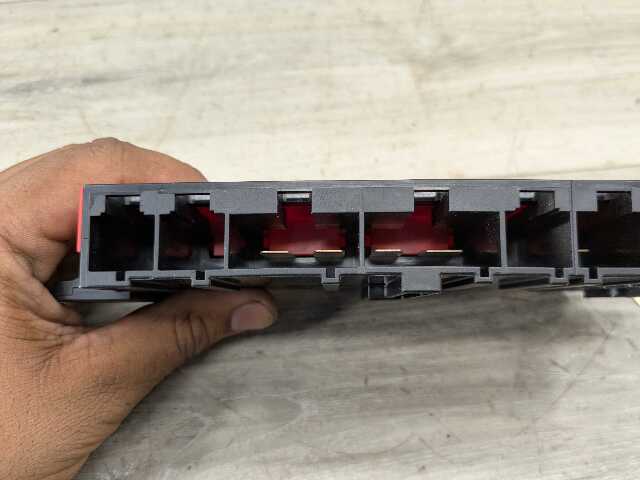 OEM BMW F22 F30 F32 F36 F80 F82 Positive Battery Distributor B+ Power Fuse Box