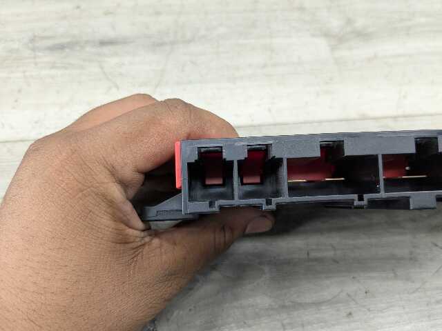 OEM BMW F22 F30 F32 F36 F80 F82 Positive Battery Distributor B+ Power Fuse Box