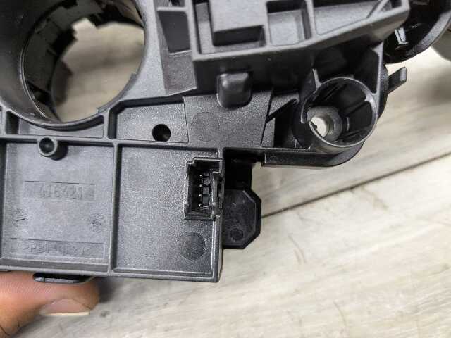 OEM BMW G01 G05 G07 X3 X5 X7 Steering Switch Control Angle Sensor Clock Spring
