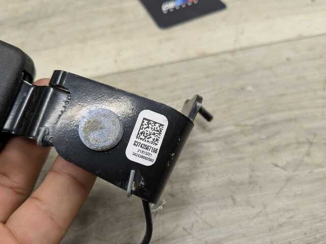 OEM BMW F95 F96 G05 G06 X5 X6 Rear Left Driver 2nd Row Seat Belt Seatbelt Buckle