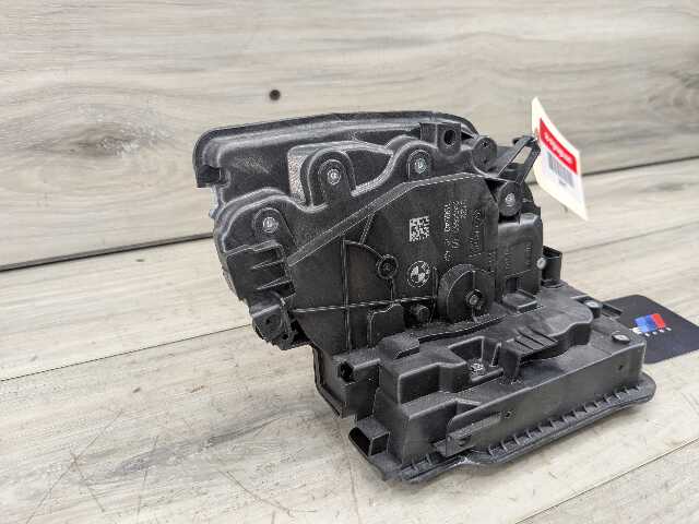 OEM BMW F95 F96 G05 G06 G07 X5 X6 X7 Rear Left Driver Door Lock Latch Actuator