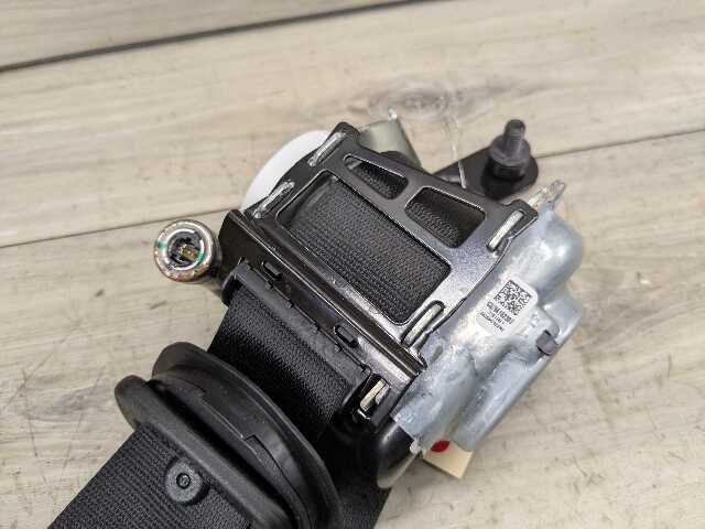 19-25 OEM BMW F95 G05 X5 X5M REAR Left Driver 2nd Row Seat Belt Retractor