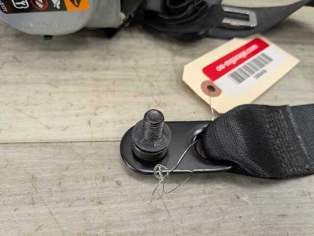 19-25 OEM BMW F95 G05 X5 X5M REAR Left Driver 2nd Row Seat Belt Retractor